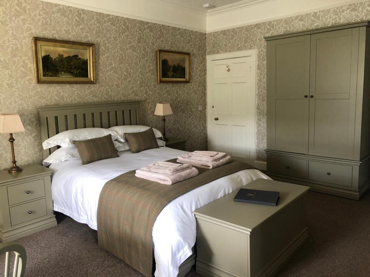 Branxholme Castle Bed & Breakfast Hawick Bagian luar foto