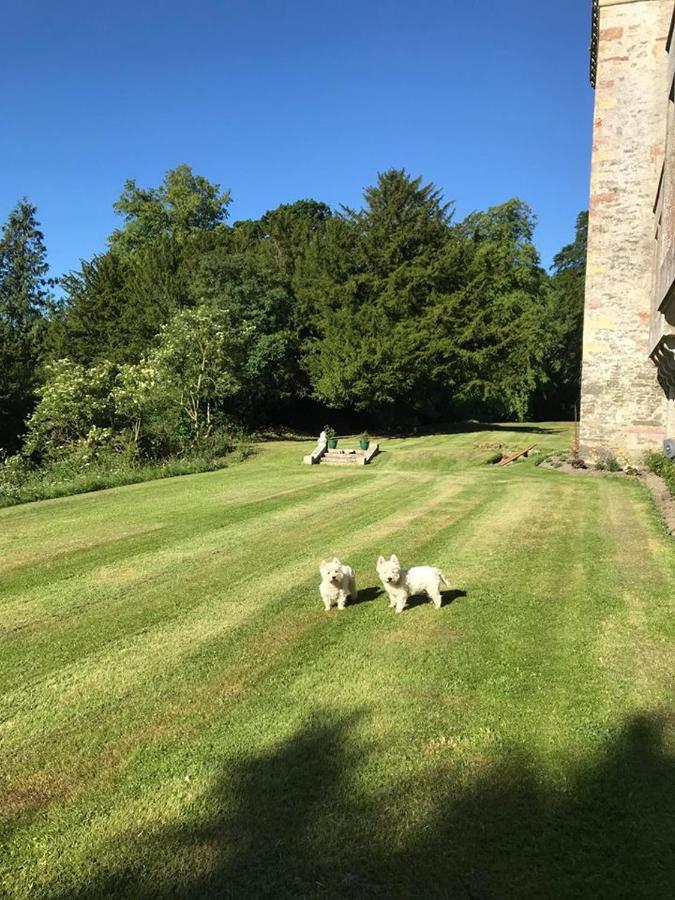Branxholme Castle Bed & Breakfast Hawick Bagian luar foto