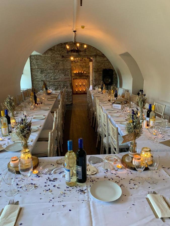 Branxholme Castle Bed & Breakfast Hawick Bagian luar foto